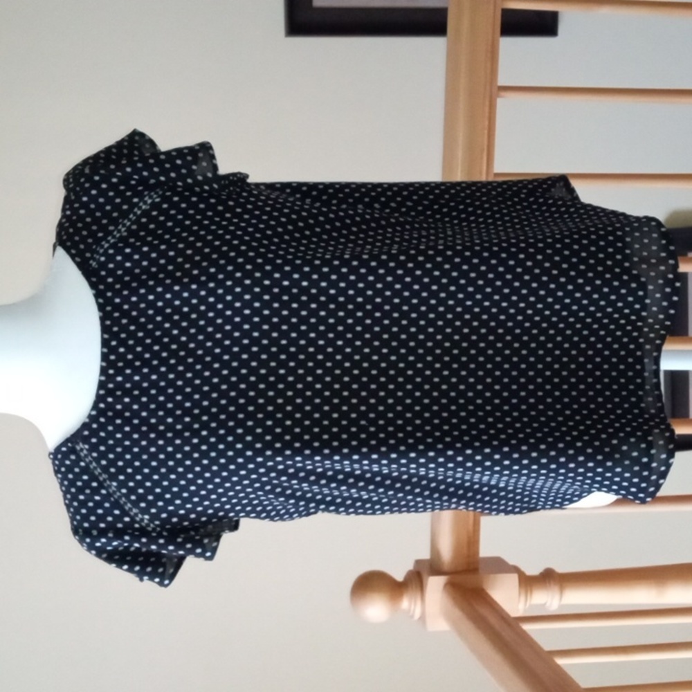 Ann Taylor Loft polka dot lined cap short ruffled sleeves tie back blouse top